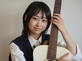 青山学院横浜英和高等学校Mia写真